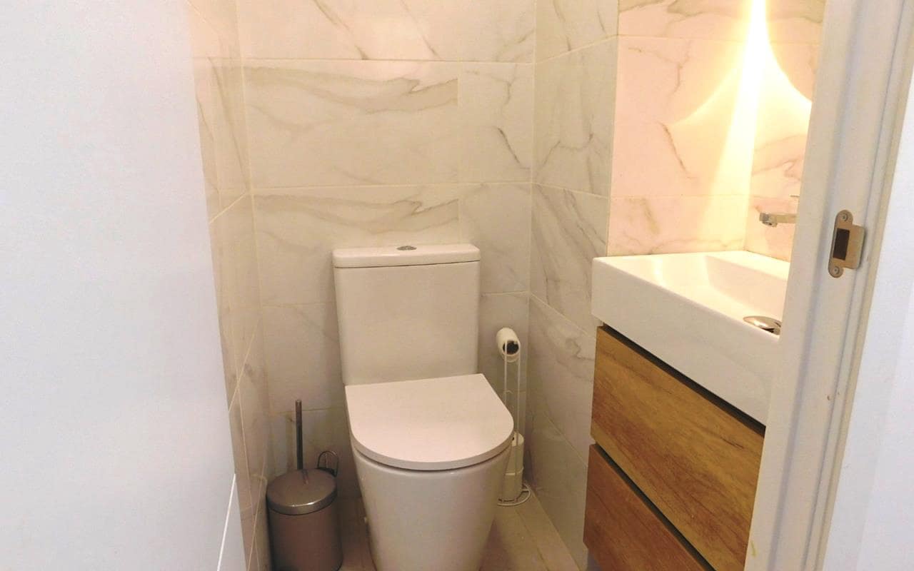 3 makuuhuone Huoneisto myytävänä paikassa Torrevieja mukana 
autotalli - 229 000 € (Ref: 9532994)