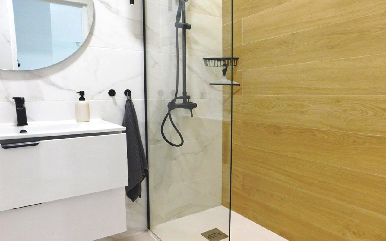 3 makuuhuone Huoneisto myytävänä paikassa Torrevieja mukana 
autotalli - 229 000 € (Ref: 9532994)