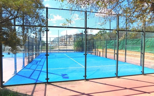 3 makuuhuone Huoneisto myytävänä paikassa Torrevieja mukana 
autotalli - 229 000 € (Ref: 9532994)