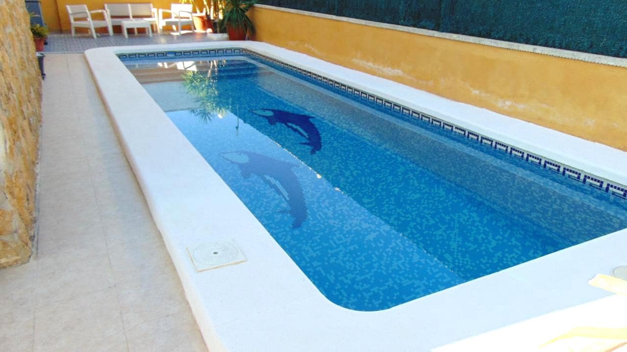 3 bedroom Villa for sale in Benferri with pool garage - € 245,000 (Ref: 9534445)