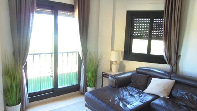 3 soveværelse Villa til salg i Benferri med swimmingpool garage - € 245.000 (Ref: 9534445)