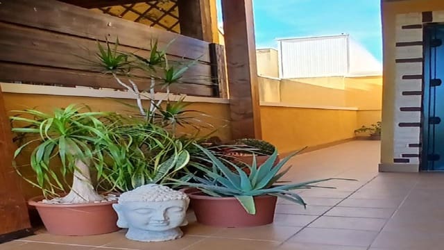 3 soveværelse Villa til salg i Benferri med swimmingpool garage - € 245.000 (Ref: 9534445)