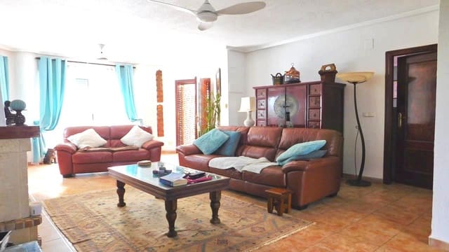 4 soverom Villa til salgs i San Miguel de Salinas med svømmebasseng garasje - € 270 000 (Ref: 9534804)