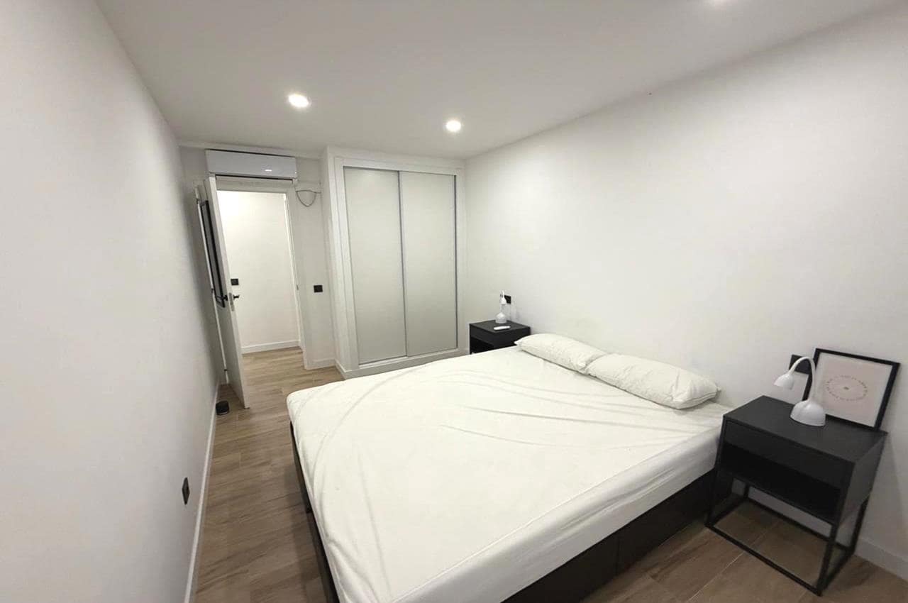 3 makuuhuone Huoneisto myytävänä paikassa Torrevieja mukana uima-altaan - 289 000 € (Ref: 9534954)