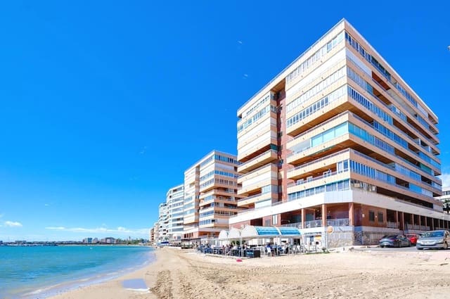 3 makuuhuone Huoneisto myytävänä paikassa Torrevieja mukana uima-altaan - 289 000 € (Ref: 9534954)