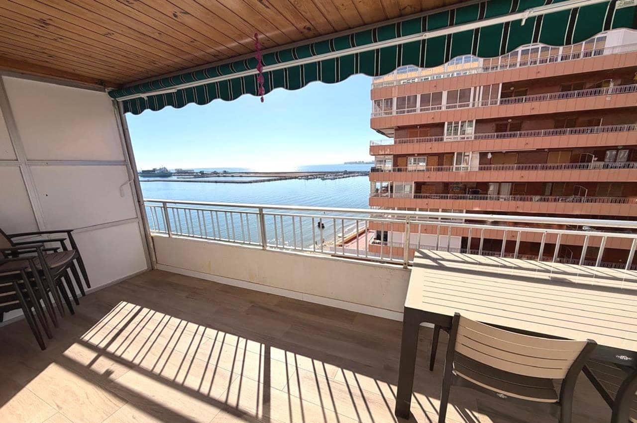 3 makuuhuone Huoneisto myytävänä paikassa Torrevieja mukana uima-altaan - 289 000 € (Ref: 9534954)