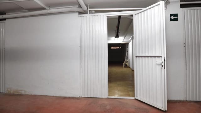 3 soveværelse Byhus til salg i Guardamar del Segura med swimmingpool garage - € 287.000 (Ref: 9542767)