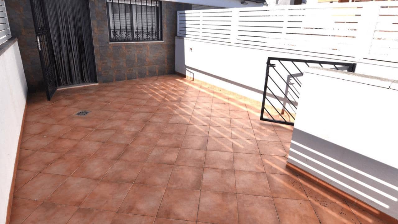 3 soveværelse Byhus til salg i Guardamar del Segura med swimmingpool garage - € 287.000 (Ref: 9542767)