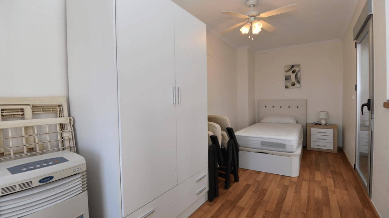 3 soveværelse Byhus til salg i Guardamar del Segura med swimmingpool garage - € 287.000 (Ref: 9542767)