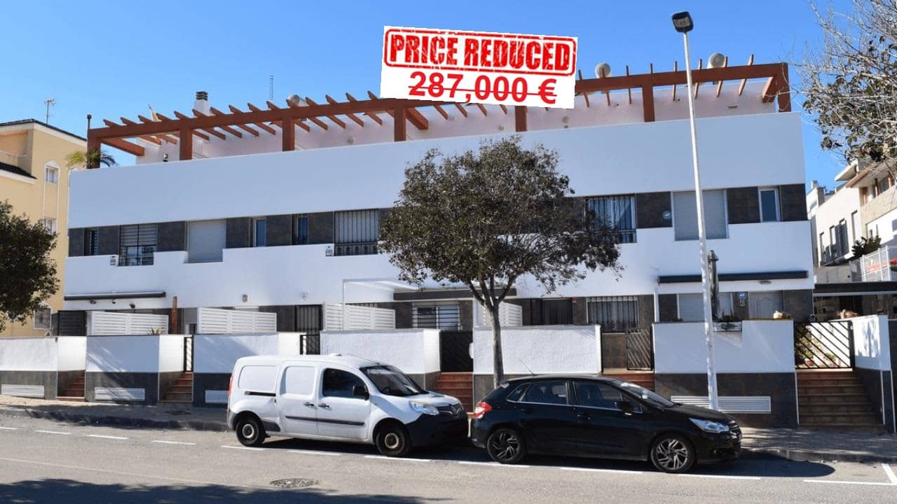 3 quarto Casa em Banda para venda em Guardamar del Segura com piscina garagem - 275 000 € (Ref: 9542767)