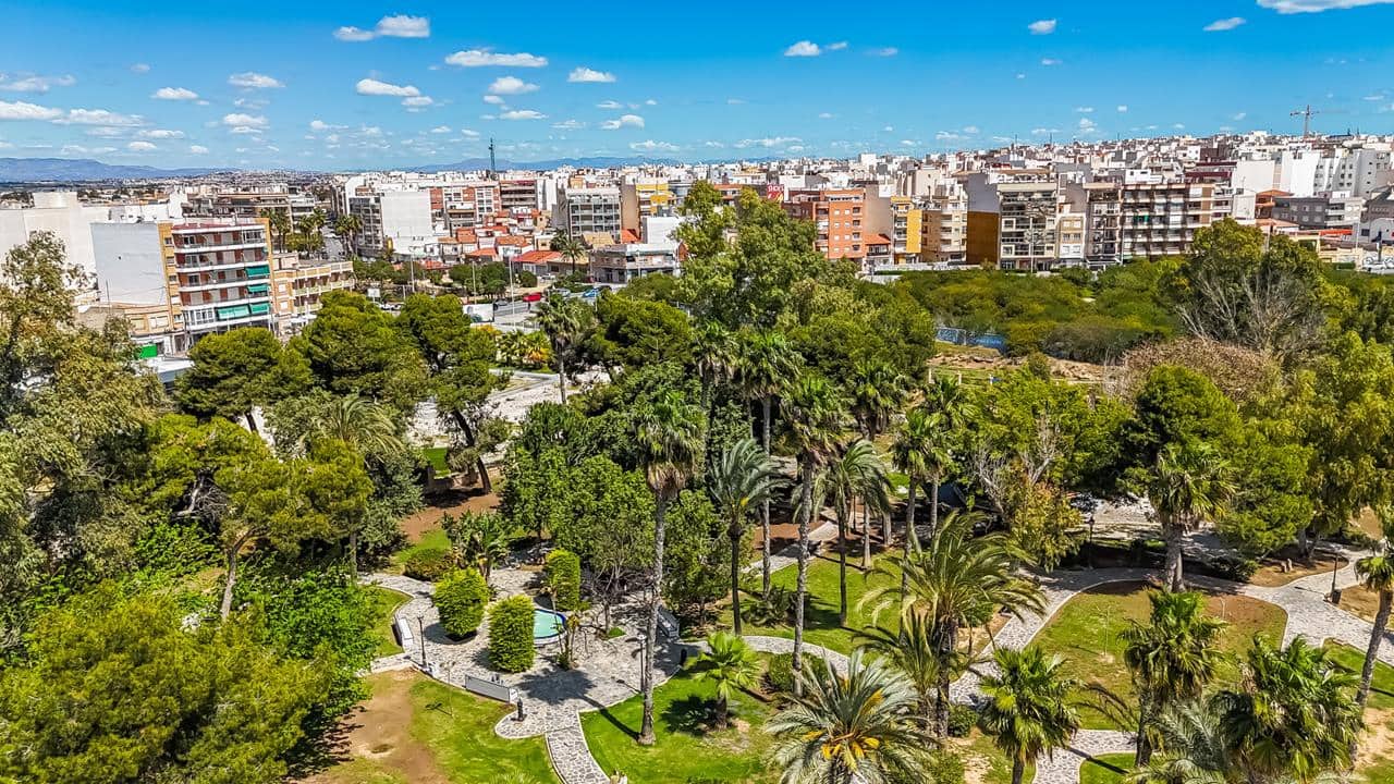 2 makuuhuone Huoneisto myytävänä paikassa Torrevieja - 169 990 € (Ref: 9550242)