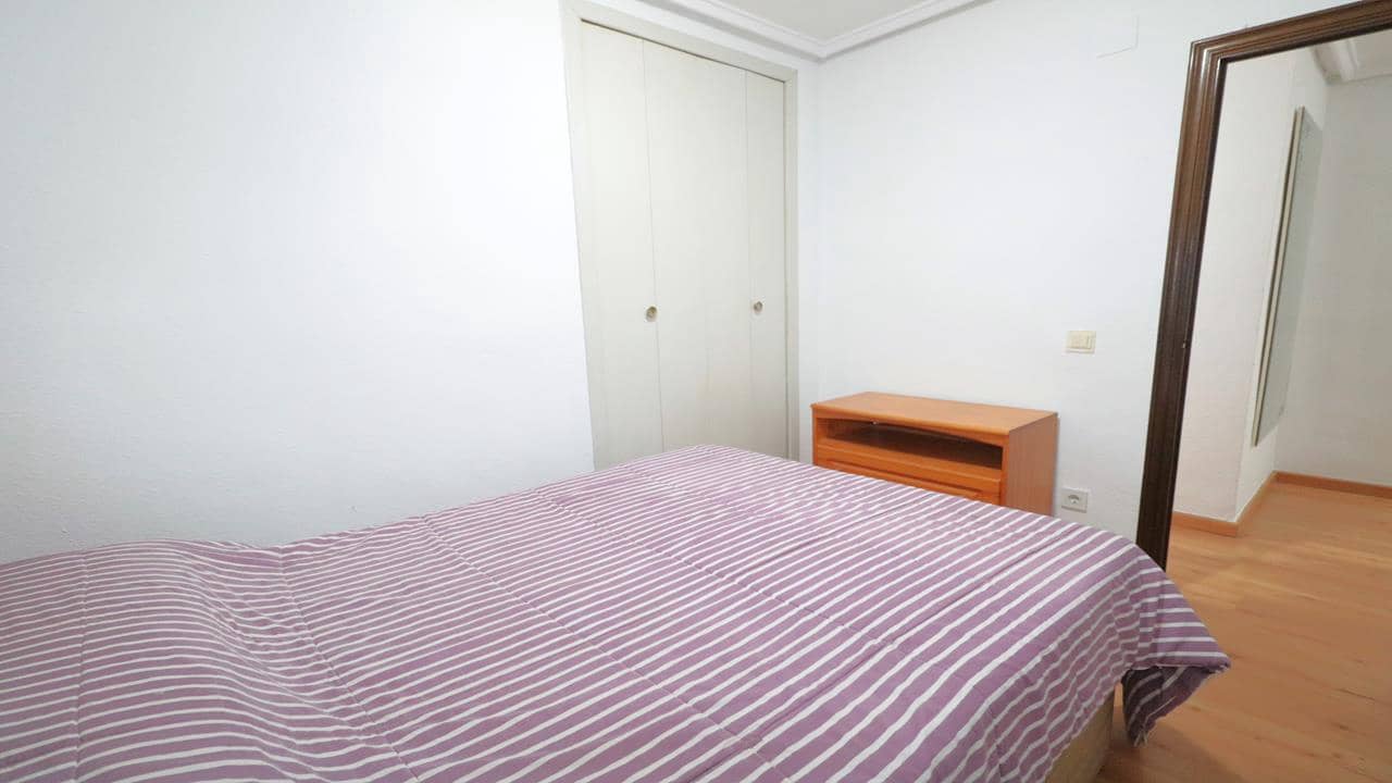 2 bedroom Apartment for sale in Torrevieja - € 127,500 (Ref: 9553034)