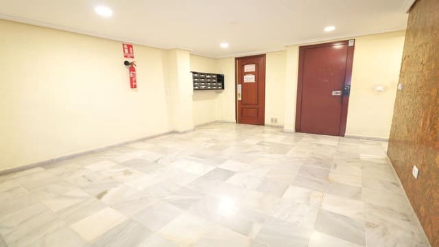 2 bedroom Apartment for sale in Torrevieja - € 127,500 (Ref: 9553034)