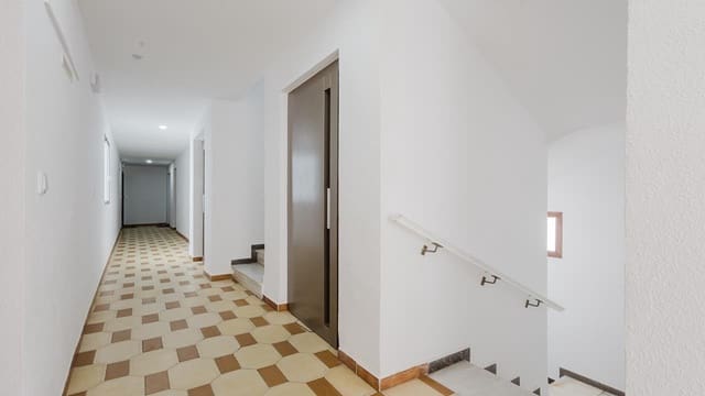 2 Zimmer Apartment zu verkaufen in Torrevieja - 159.995 € (Ref: 9569969)