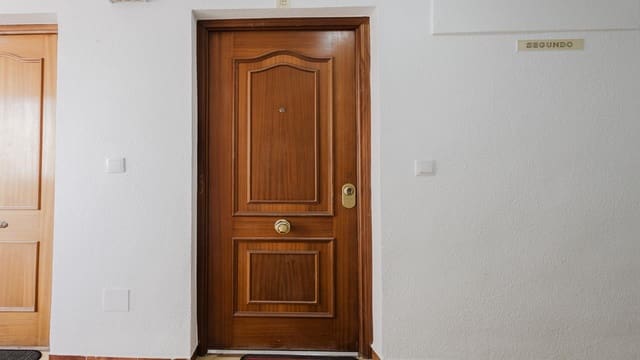 2 Zimmer Apartment zu verkaufen in Torrevieja - 159.995 € (Ref: 9569969)