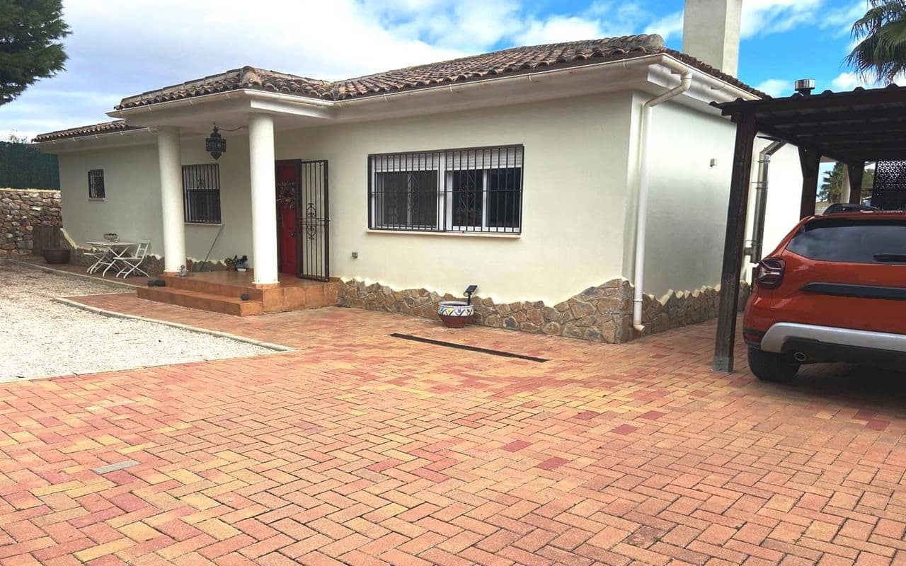 4 quarto Moradia para venda em Fortuna com piscina garagem - 310 000 € (Ref: 9580092)