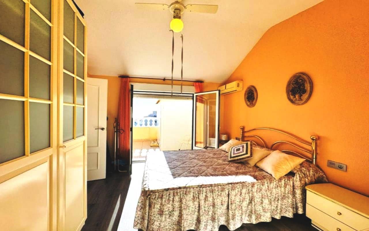 3 Zimmer Penthouse zu verkaufen in La Mata mit Pool Garage - 470.000 € (Ref: 9580285)