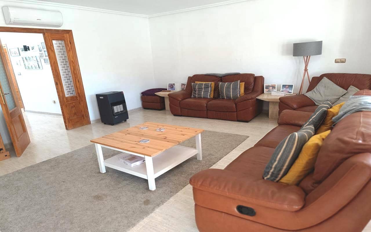 5 sypialnia Willa na sprzedaż w Fortuna z basenem garażem - 265 000 € (Ref: 9583538)