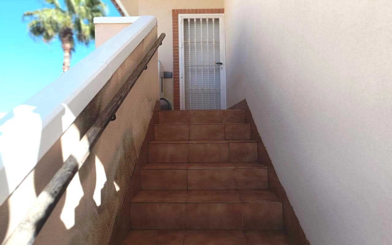 5 sypialnia Willa na sprzedaż w Fortuna z basenem garażem - 265 000 € (Ref: 9583538)