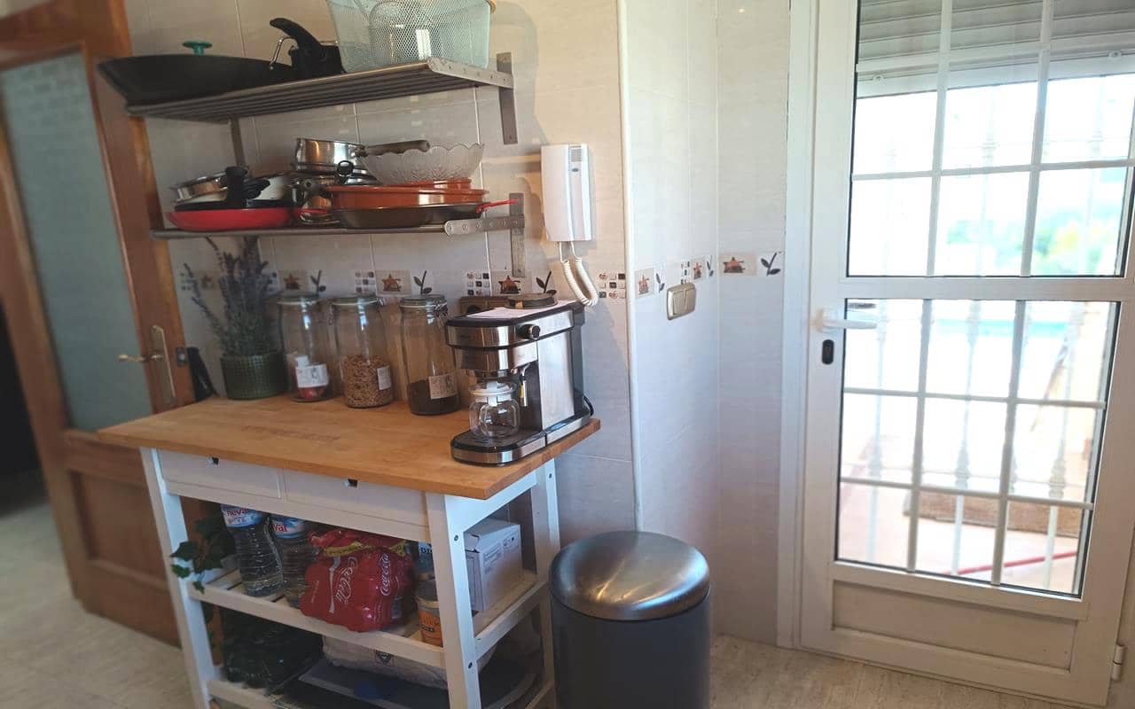 5 sypialnia Willa na sprzedaż w Fortuna z basenem garażem - 265 000 € (Ref: 9583538)