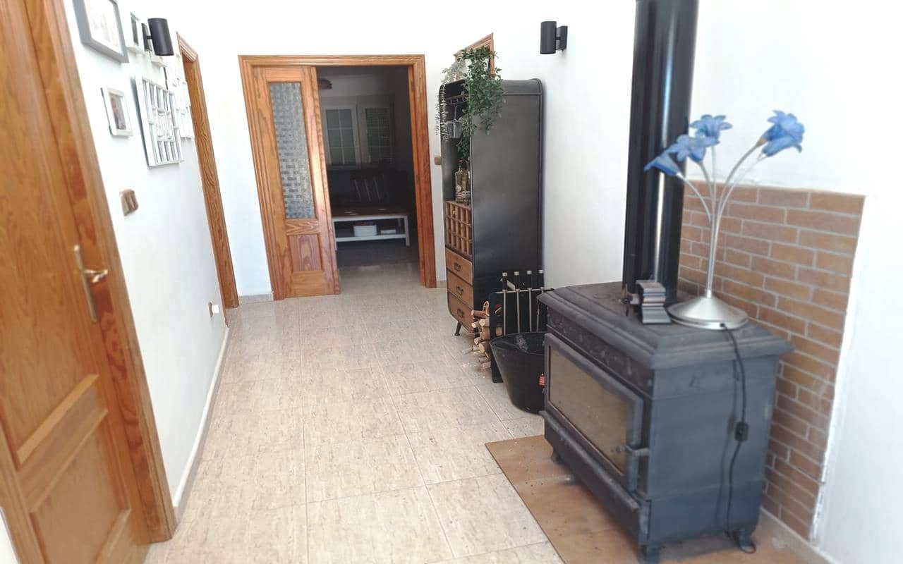 5 sypialnia Willa na sprzedaż w Fortuna z basenem garażem - 265 000 € (Ref: 9583538)