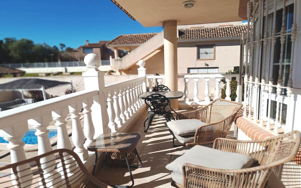 5 sypialnia Willa na sprzedaż w Fortuna z basenem garażem - 265 000 € (Ref: 9583538)