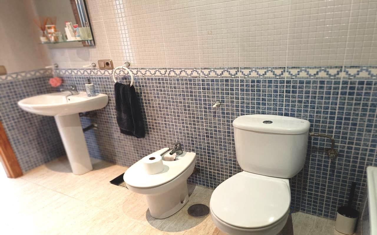 5 sypialnia Willa na sprzedaż w Fortuna z basenem garażem - 265 000 € (Ref: 9583538)