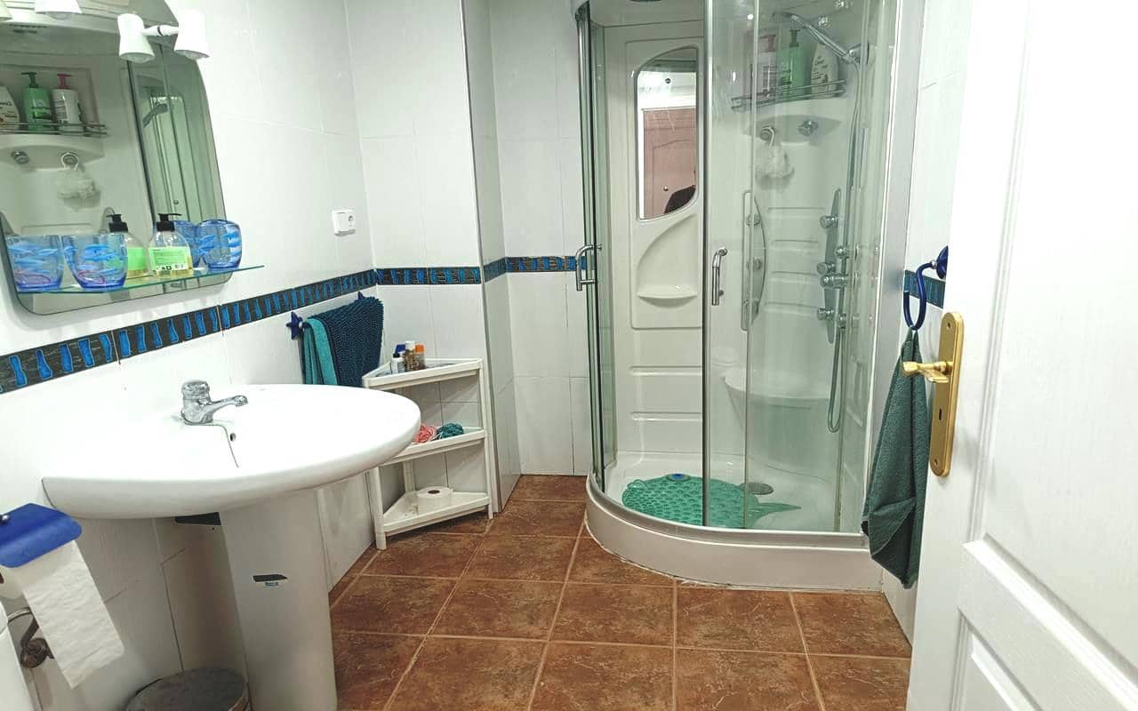 5 sypialnia Willa na sprzedaż w Fortuna z basenem garażem - 265 000 € (Ref: 9583538)