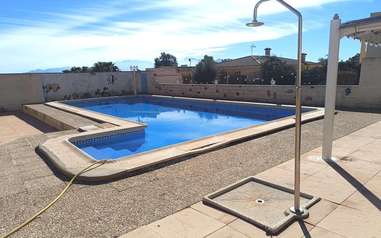 5 sypialnia Willa na sprzedaż w Fortuna z basenem garażem - 265 000 € (Ref: 9583538)