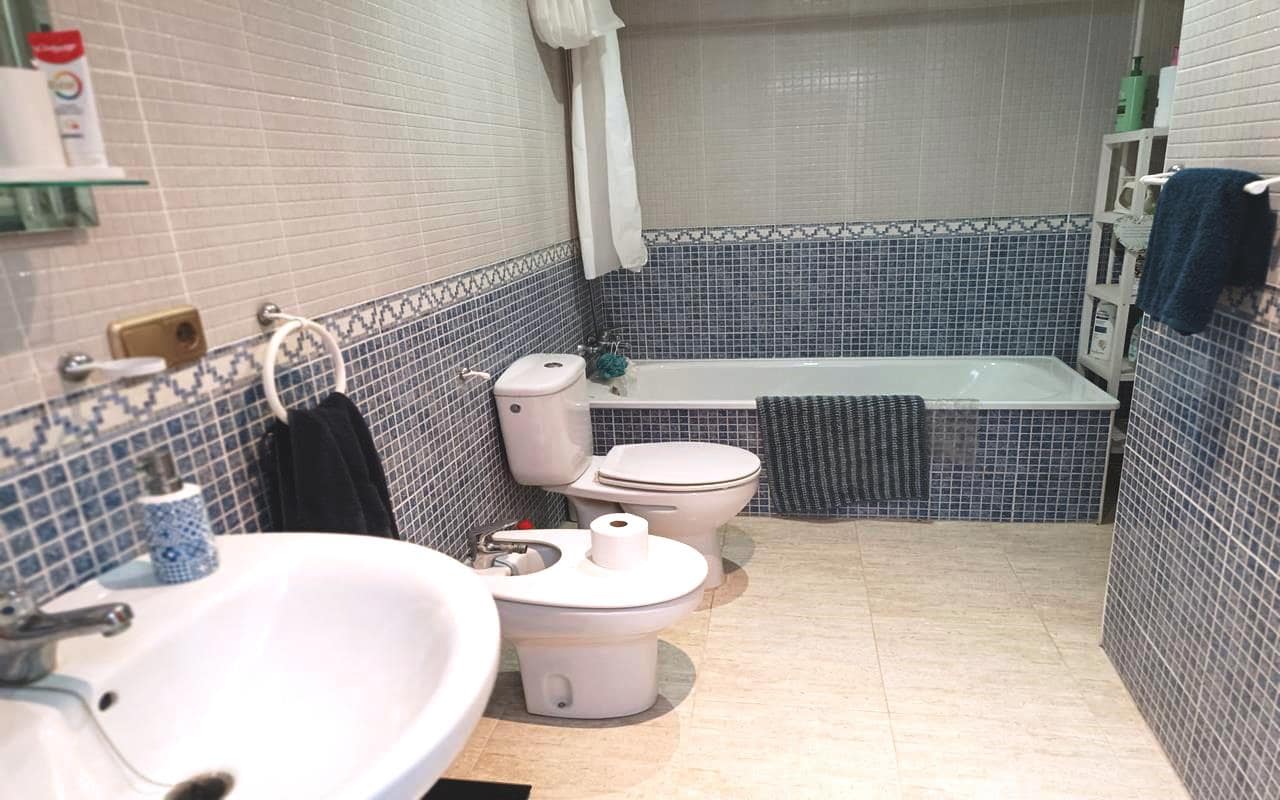 5 sypialnia Willa na sprzedaż w Fortuna z basenem garażem - 265 000 € (Ref: 9583538)