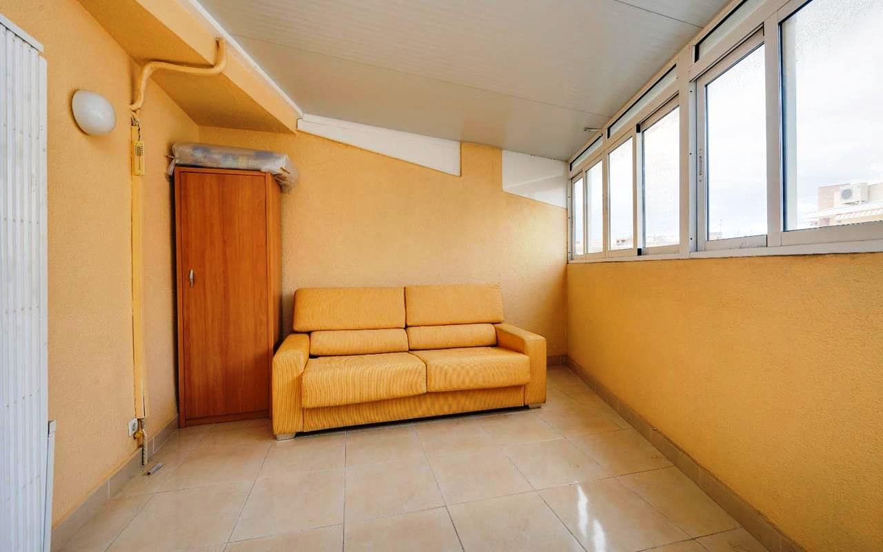 Studio na sprzedaż w Torrevieja - 89 995 € (Ref: 9588476)