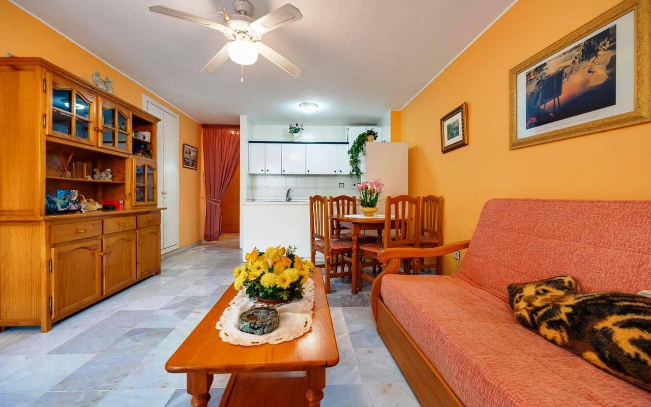 Studio na sprzedaż w Torrevieja - 89 995 € (Ref: 9588476)