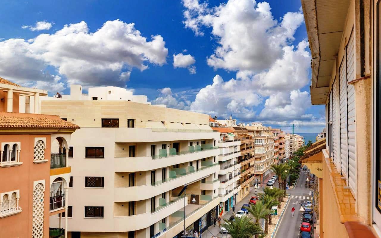 Studio na sprzedaż w Torrevieja - 89 995 € (Ref: 9588476)