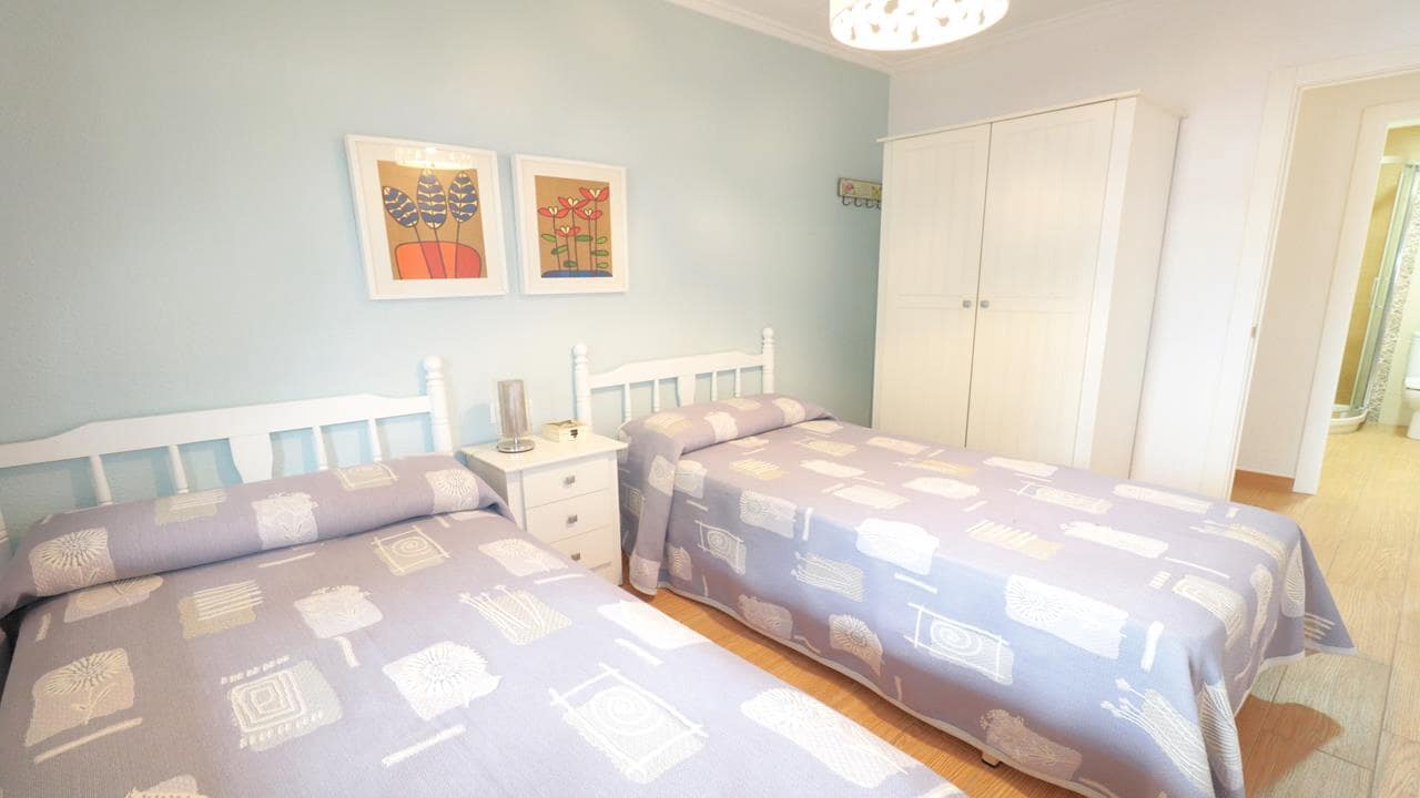 3 makuuhuone Omakotitalo myytävänä paikassa Torrevieja - 196 000 € (Ref: 9598468)