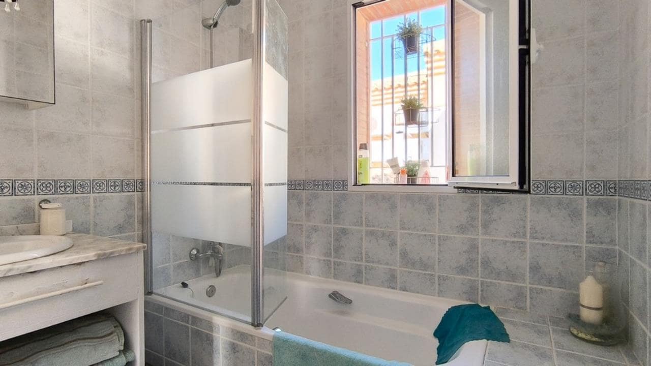 3 chambre Villa/Maison à vendre à Ciudad Quesada avec piscine garage - 260 000 € (Ref: 9599800)