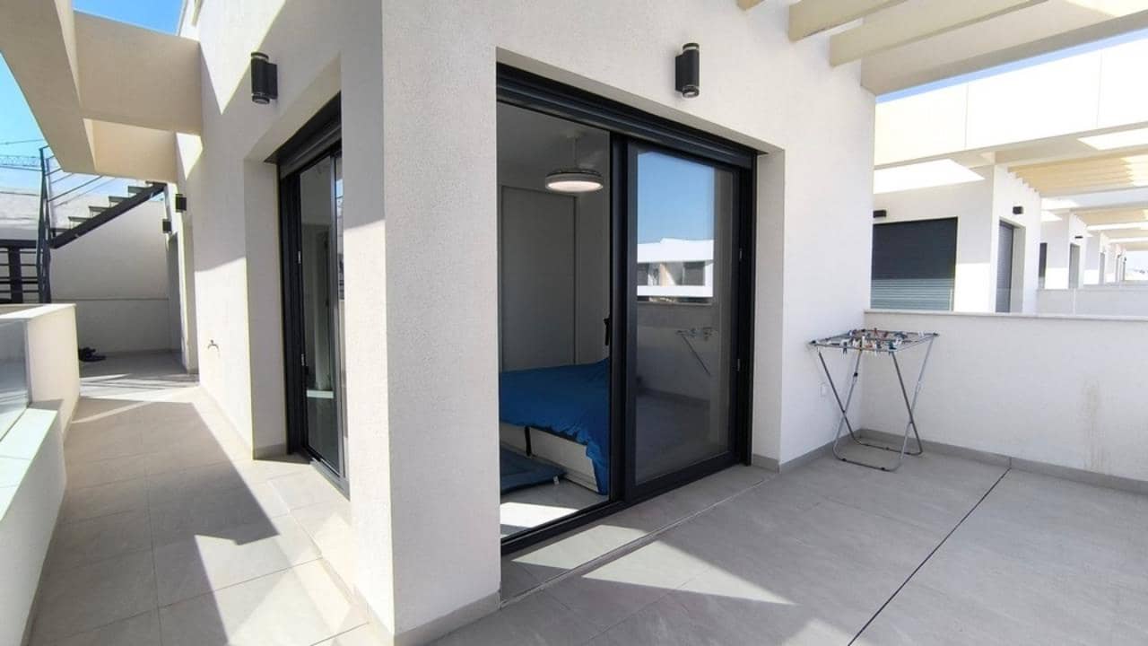 3 makuuhuone Huvila myytävänä paikassa Los Montesinos mukana uima-altaan 
autotalli - 387 500 € (Ref: 9599965)