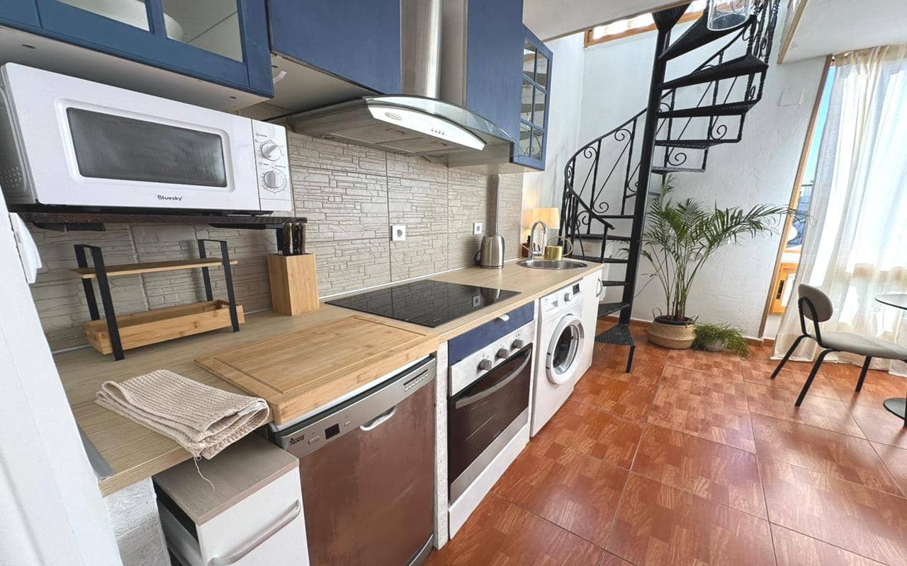 2 bedroom Apartment for sale in Torrevieja with pool garage - € 132,000 (Ref: 9603349)