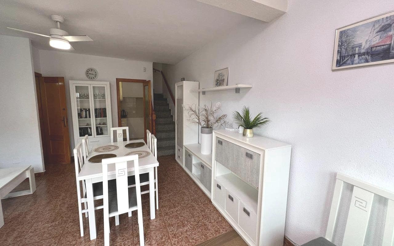 2 slaapkamer Huis te koop in Torrevieja met zwembad - € 154.900 (Ref: 9606384)