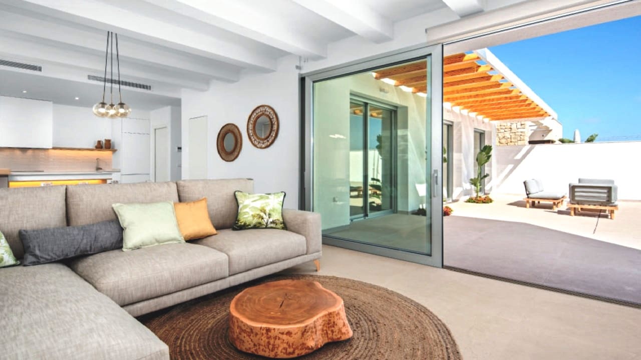 3 bedroom Villa for sale in Dolores with pool garage - € 259,900 (Ref: 9610353)