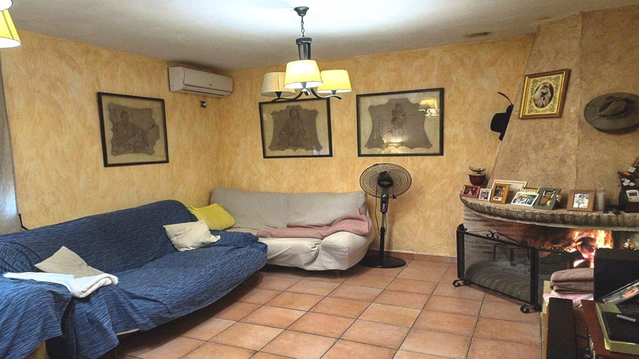 2 sypialnia Finka/Dom wiejski na sprzedaż w Fortuna z basenem garażem - 159 999 € (Ref: 9610644)