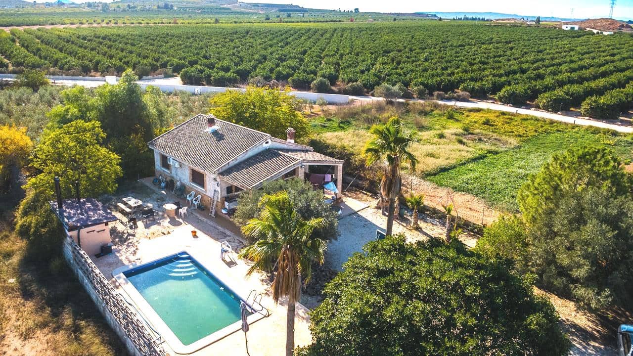 2 sypialnia Finka/Dom wiejski na sprzedaż w Fortuna z basenem garażem - 159 999 € (Ref: 9610644)