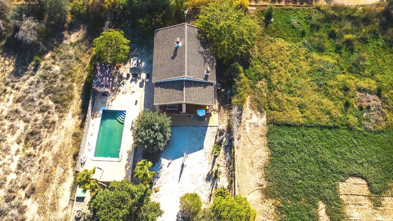 2 sypialnia Finka/Dom wiejski na sprzedaż w Fortuna z basenem garażem - 159 999 € (Ref: 9610644)