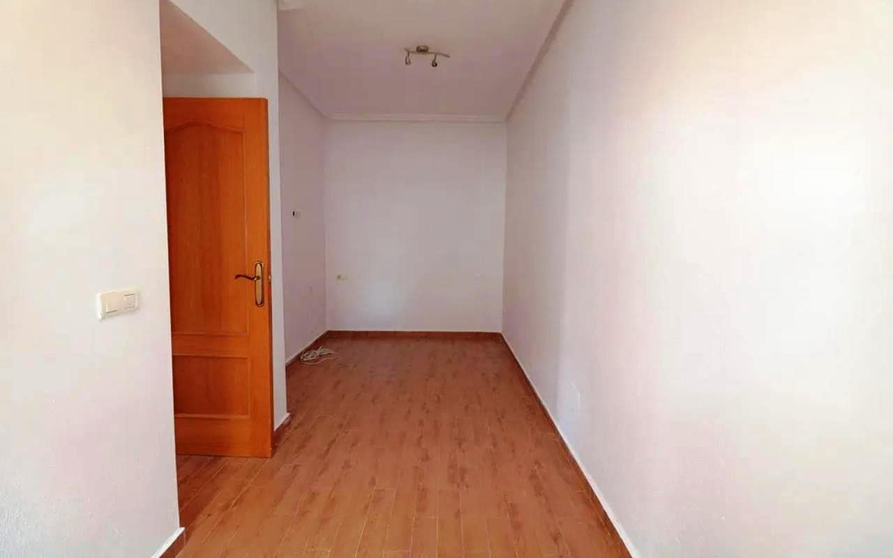 4 quarto Moradia para venda em Los Balcones com piscina garagem - 360 000 € (Ref: 9614084)