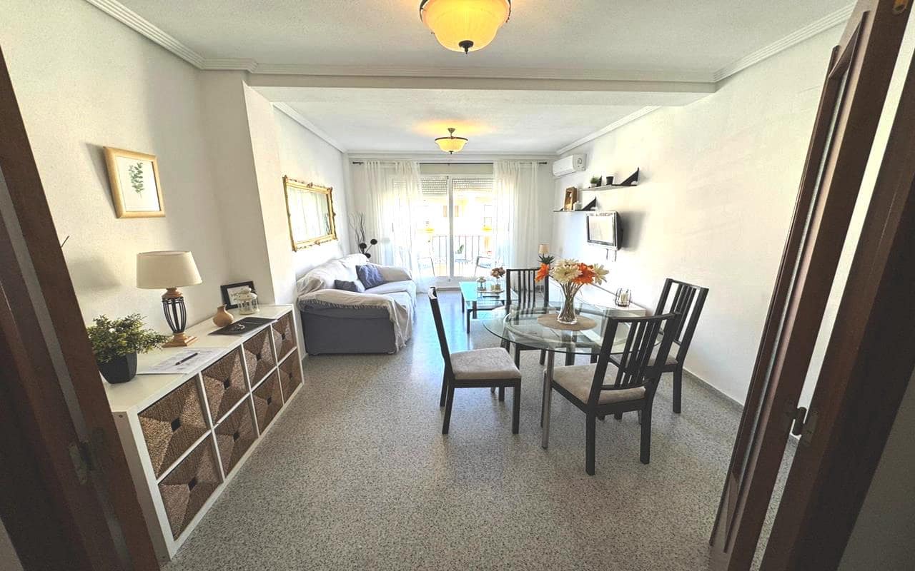 3 bedroom Apartment for sale in San Miguel de Salinas with garage - € 139,900 (Ref: 9628303)