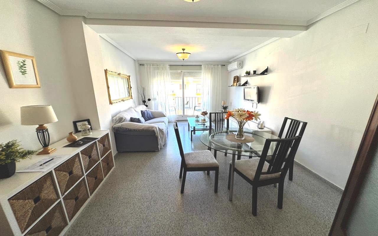 3 bedroom Apartment for sale in San Miguel de Salinas with garage - € 139,900 (Ref: 9628303)