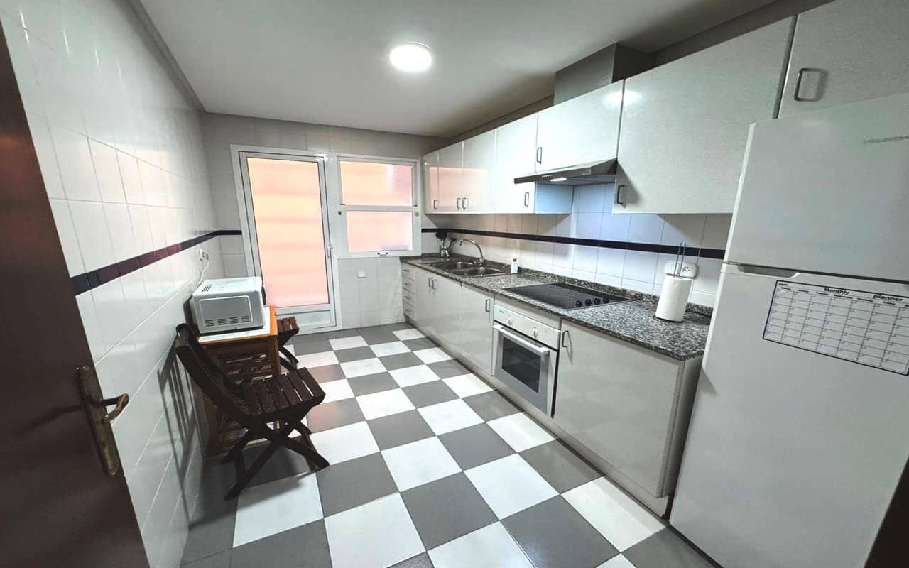 3 bedroom Apartment for sale in San Miguel de Salinas with garage - € 139,900 (Ref: 9628303)