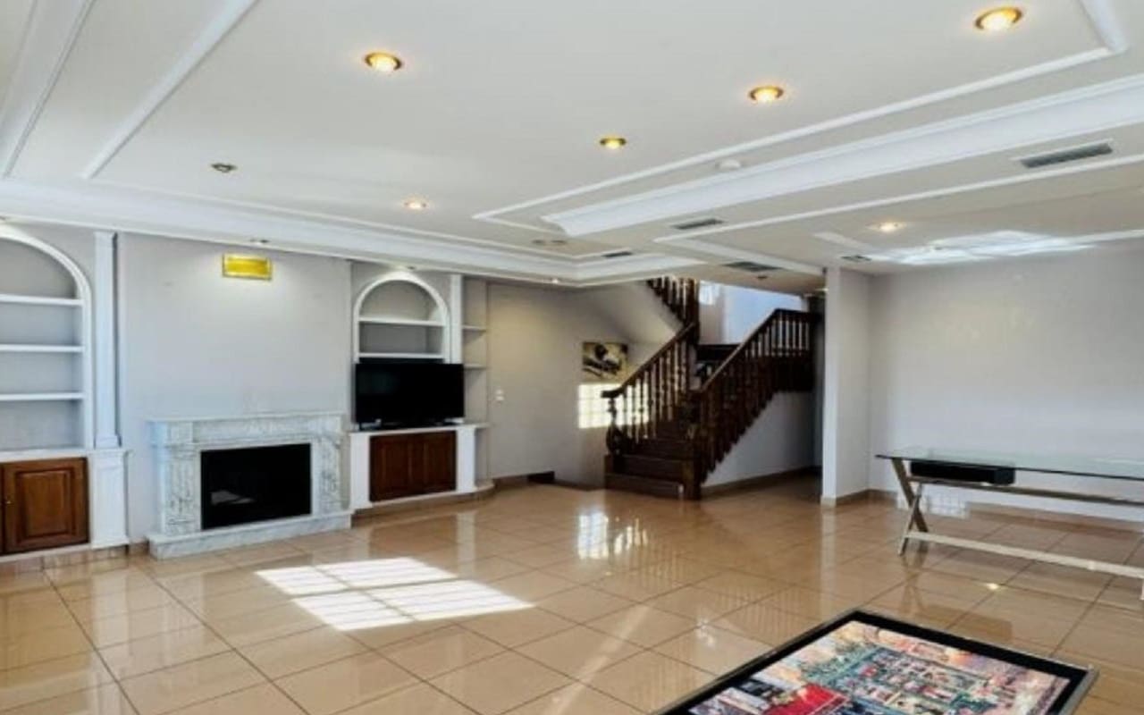 5 camera da letto Villa in vendita in Torrevieja con piscina garage - 549.000 € (Rif: 9632908)