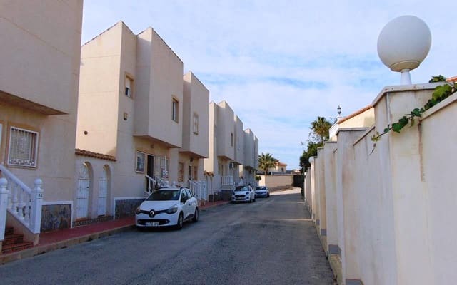 3 sypialnia Willa na sprzedaż w La Marquesa, Rojales z basenem garażem - 179 900 € (Ref: 9720464)