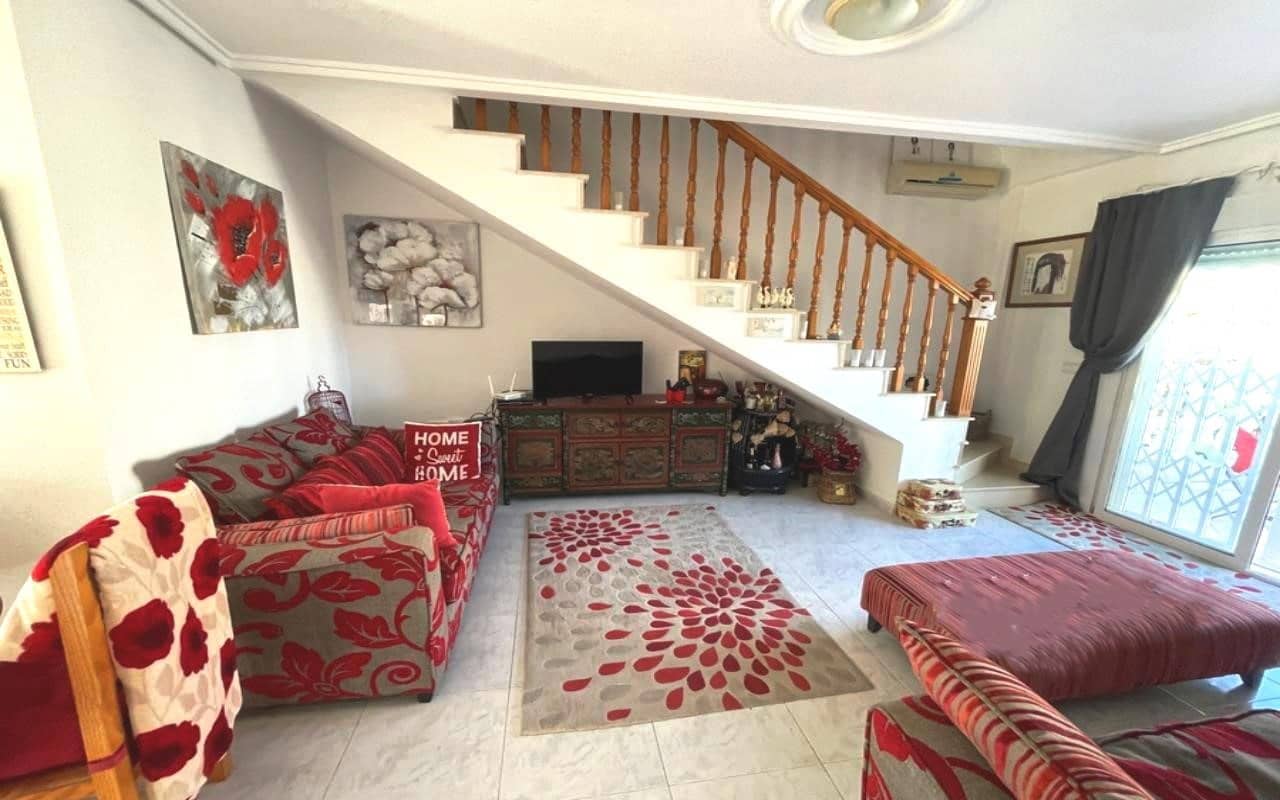 3 bedroom Villa for sale in La Marquesa with pool garage - € 179,900 (Ref: 9720464)