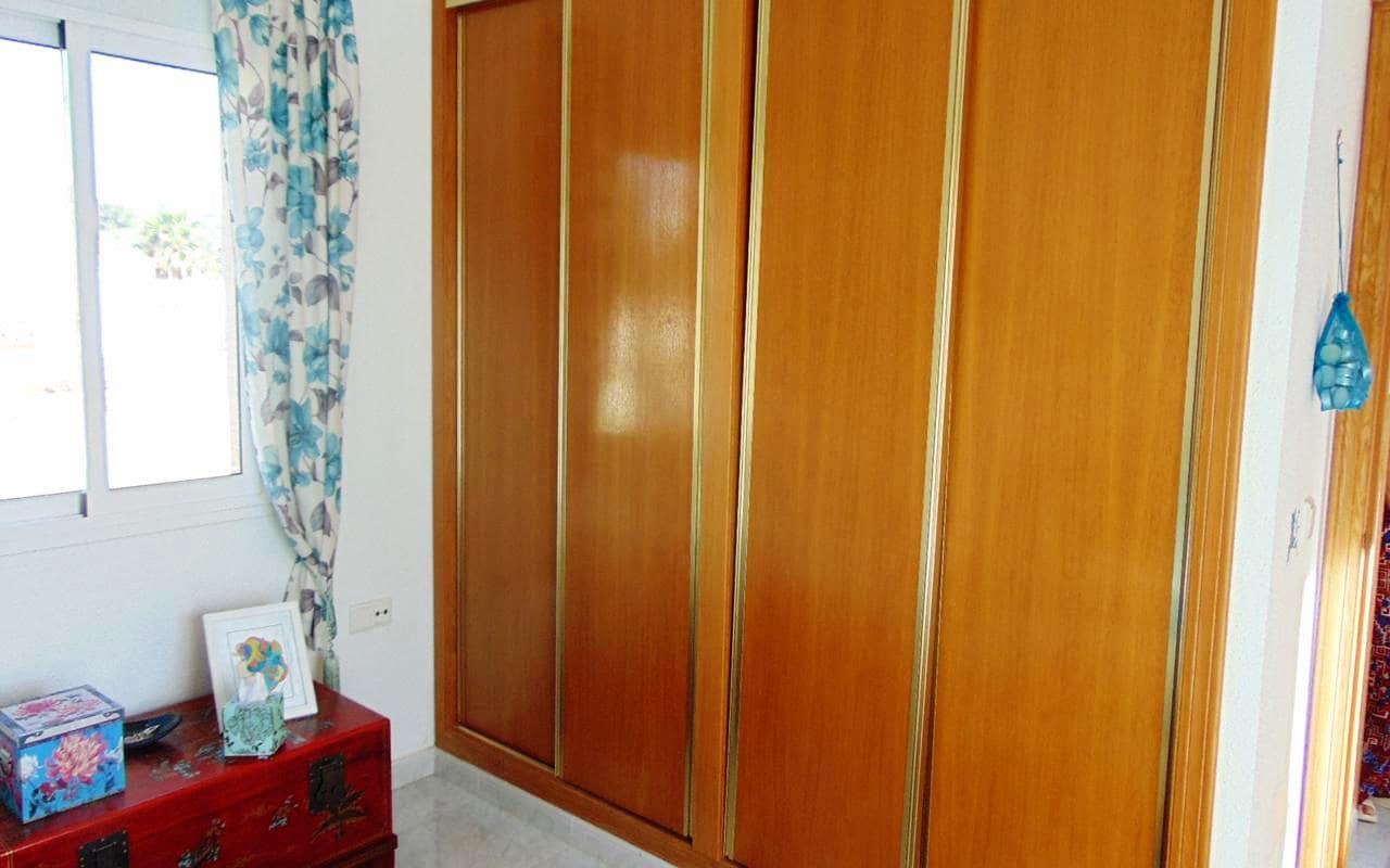 3 bedroom Villa for sale in La Marquesa with pool garage - € 179,900 (Ref: 9720464)